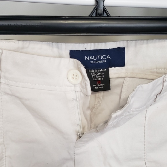 Shorts - Picture 2 of 3